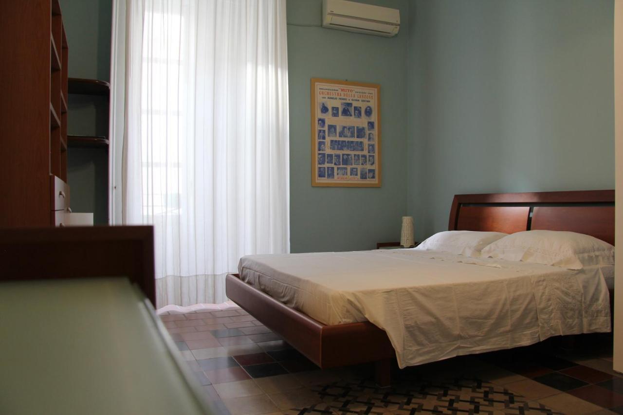 Casa Vacanza Icaros, Ortigia Hictoric Center, 200 Mt From The Beach Syrakus Exterior foto