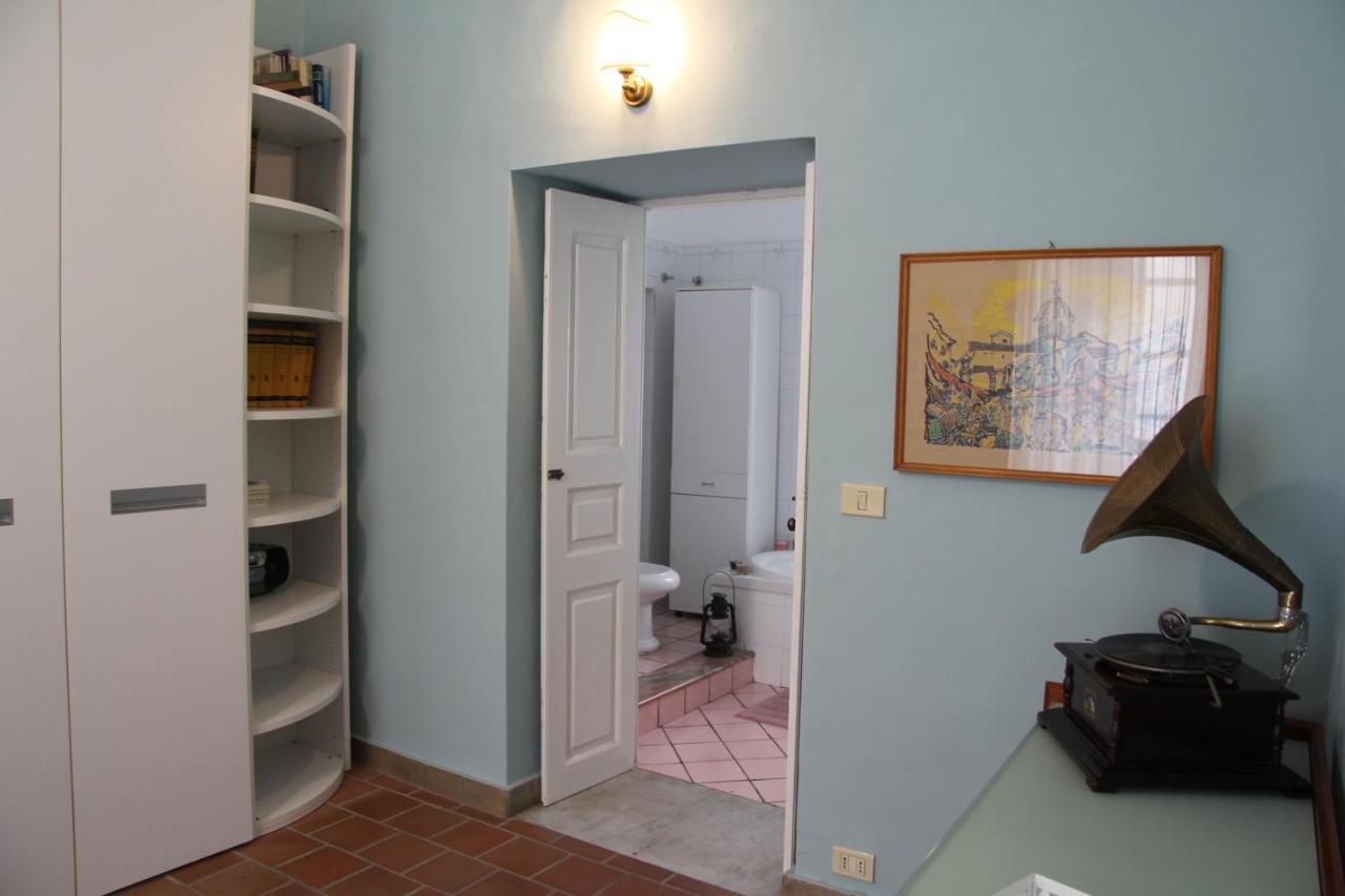 Casa Vacanza Icaros, Ortigia Hictoric Center, 200 Mt From The Beach Syrakus Exterior foto